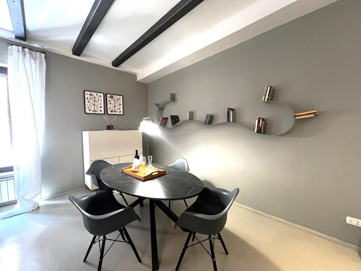Vittoria Luxury Home Bari 0*,
